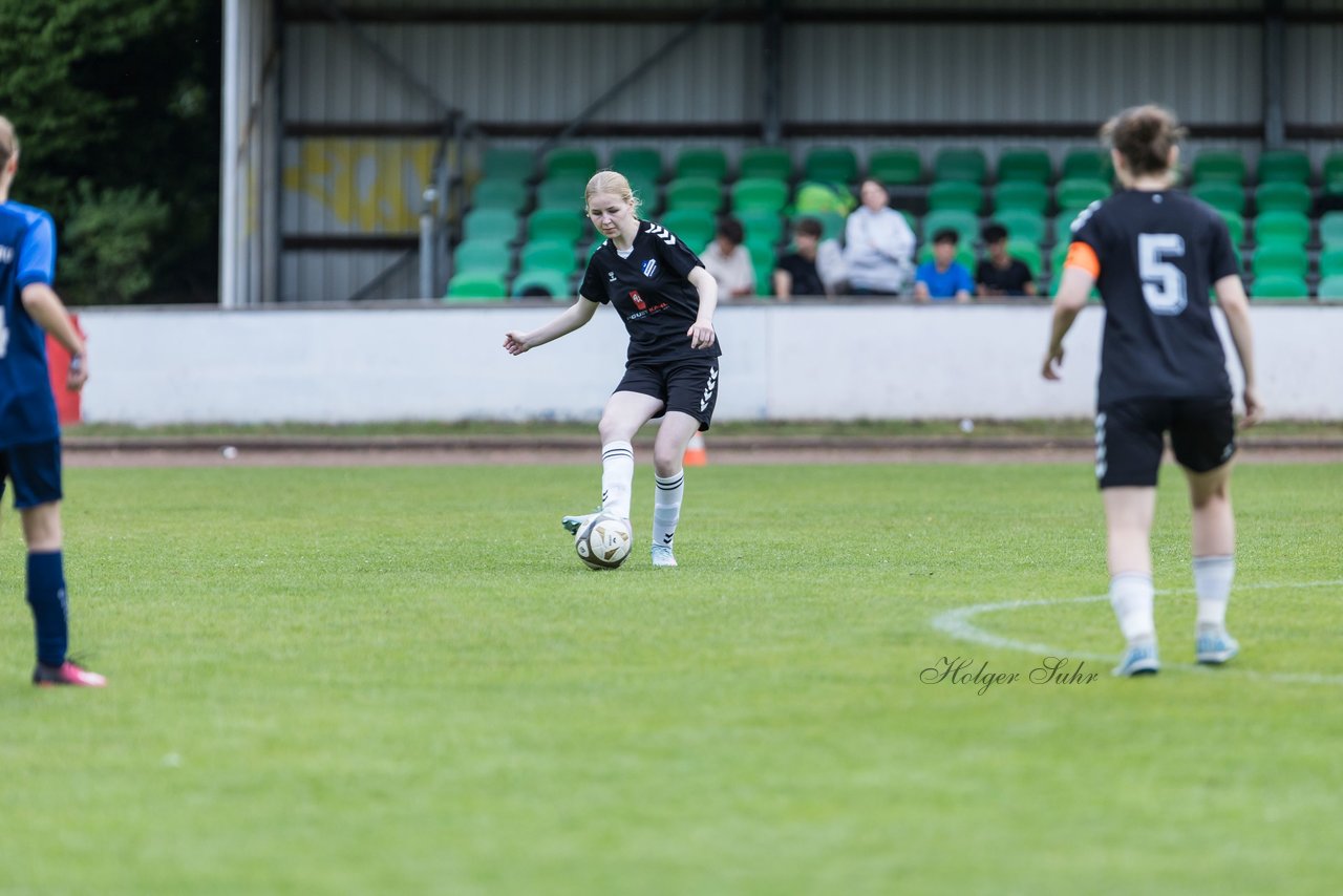 Bild 323 - Loewinnen Cup